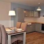 Dzuku Apartment 11